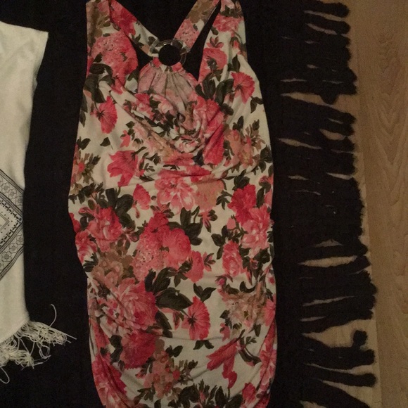 3/25 Suzy sheer tops - Picture 2 of 4